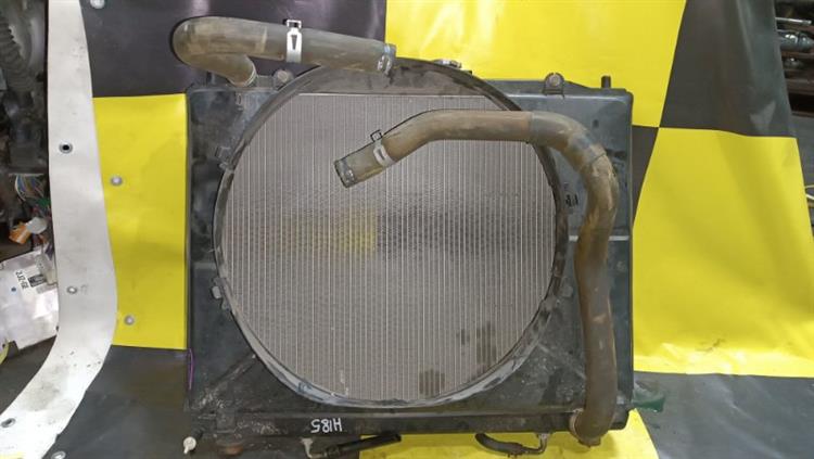 Радиатор основной Мицубиси Паджеро в Буденновске 105204