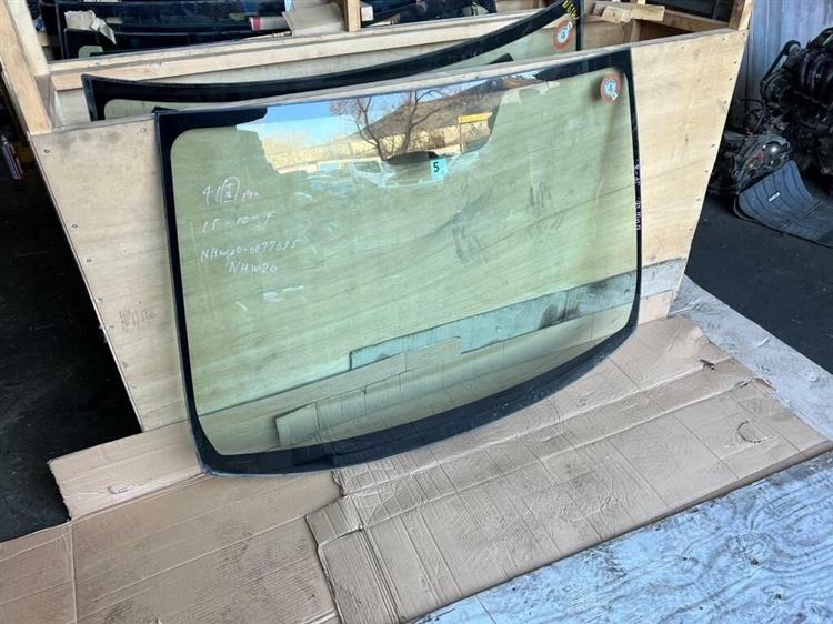 Лобовое стекло Тойота Приус в Буденновске 236521