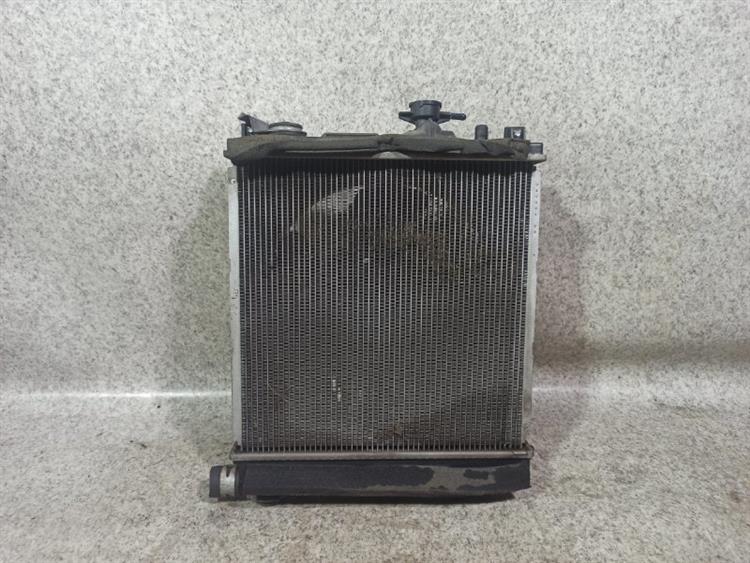 Радиатор основной Ниссан Рукс в Буденновске 331024