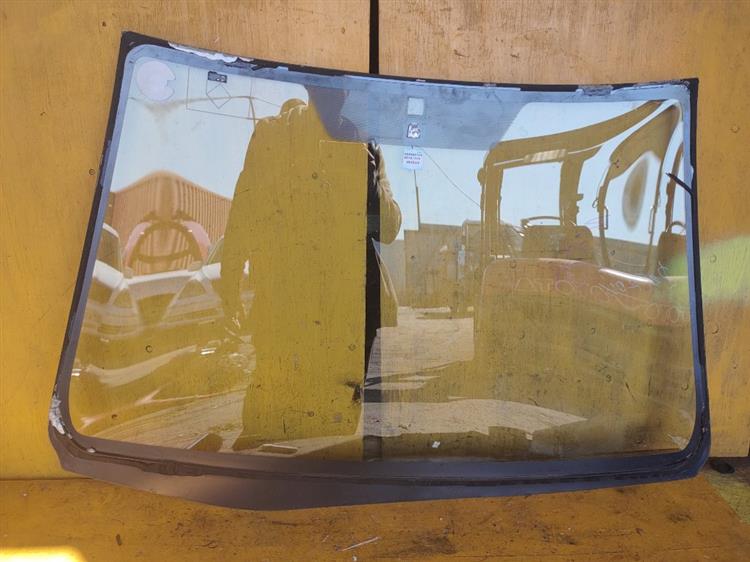 Лобовое стекло Тойота Аллион в Буденновске 47998
